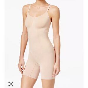 Spanx Women's OnCore Mid-Thigh Bodysuit SS1715